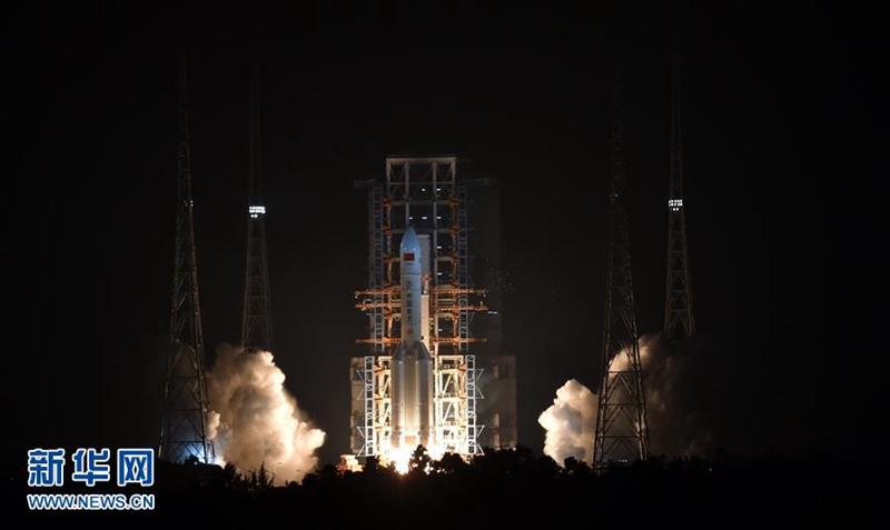 ?Langer Marsch 5“ erfolgreich gestartet 