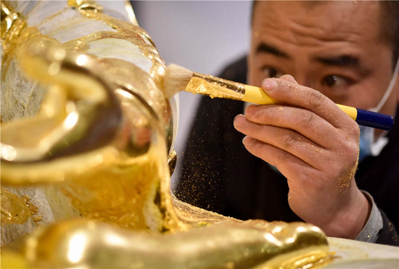 Tempel-Vergolder in Sichuan