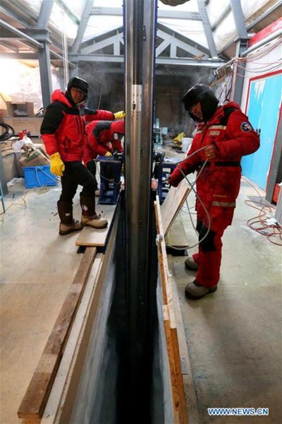 Chinas 35. Antarktis-Expeditionsteam arbeitet an der Forschungsstation Kulun