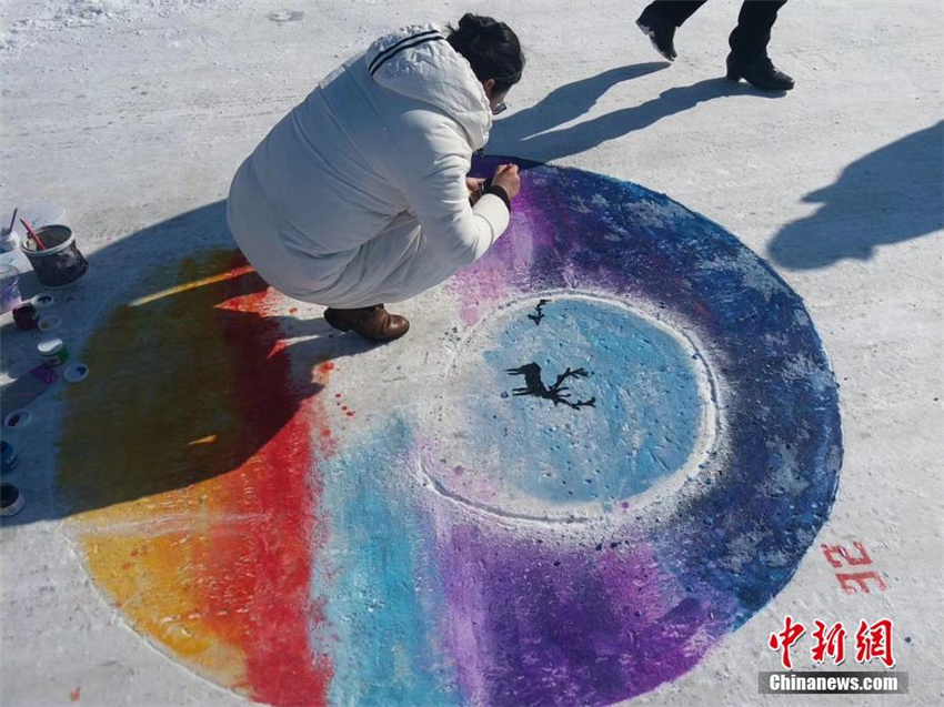 Innere Mongolei veranstaltet Malerei-Wettbewerb im Schnee